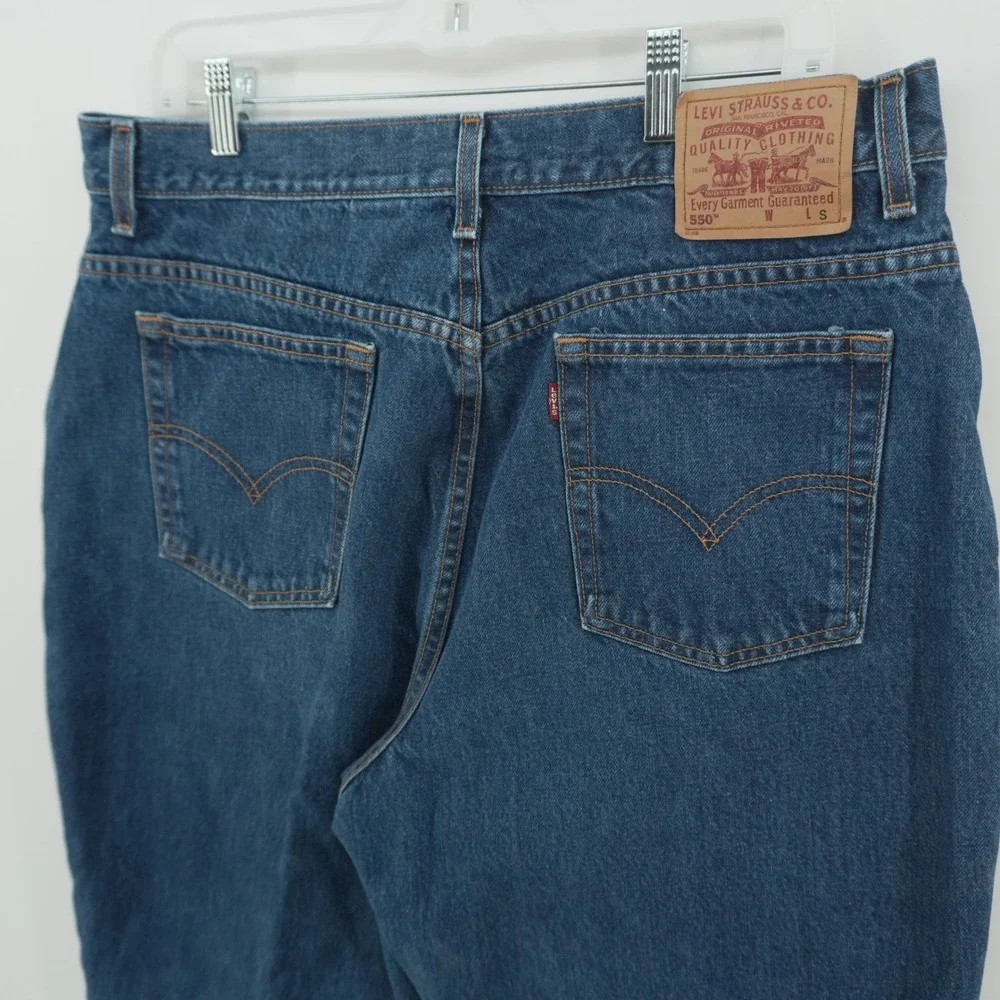 Levis 550 Relaxed Fit Tapered Leg Jeans Mens 35x28 Blue Medium Wash Denim